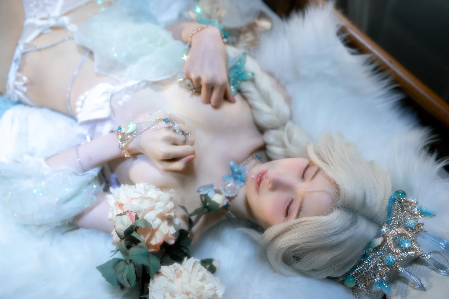 橙子喵酱&铁手叫兽_会员花絮_逆水寒_50P_790MB tg@simisebaisi 【丝足阁】040.webp